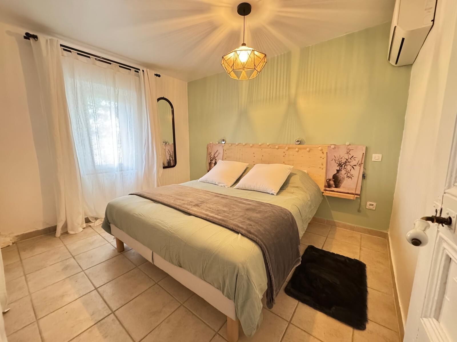 4 soveværelser, strygejern/strygebræt, Wi-Fi, sengetøj