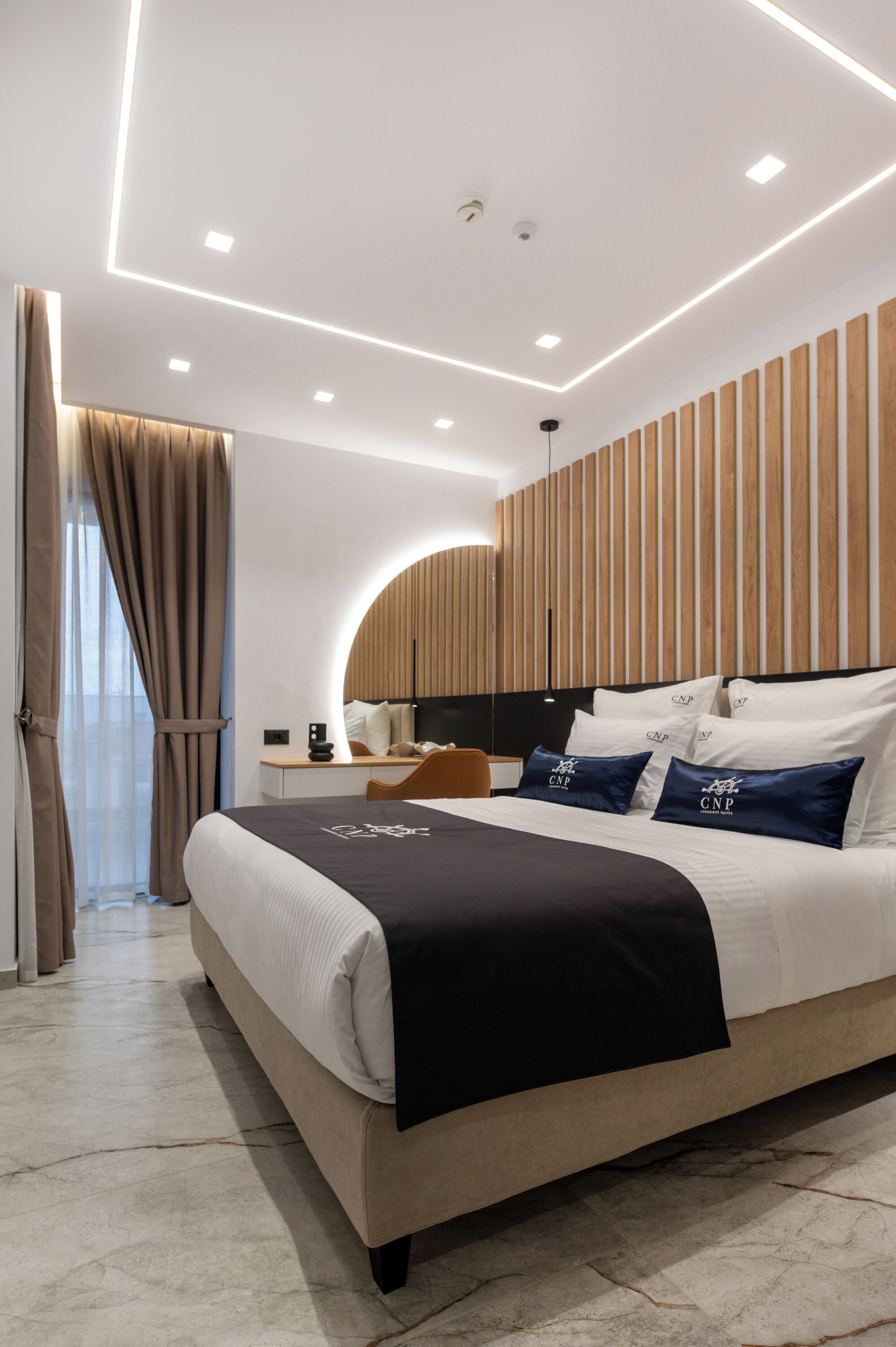 Focus | Premium bedding, memory-foam beds, minibar, in-room safe