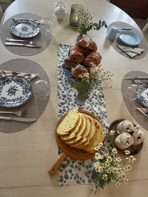 Petit déjeuner continental compris tous les jours