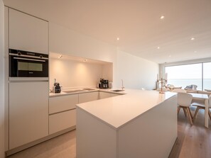 Apartment | Private kitchen - Apartment in Knokke With Stunning Sea Views (Knokke-Heist)