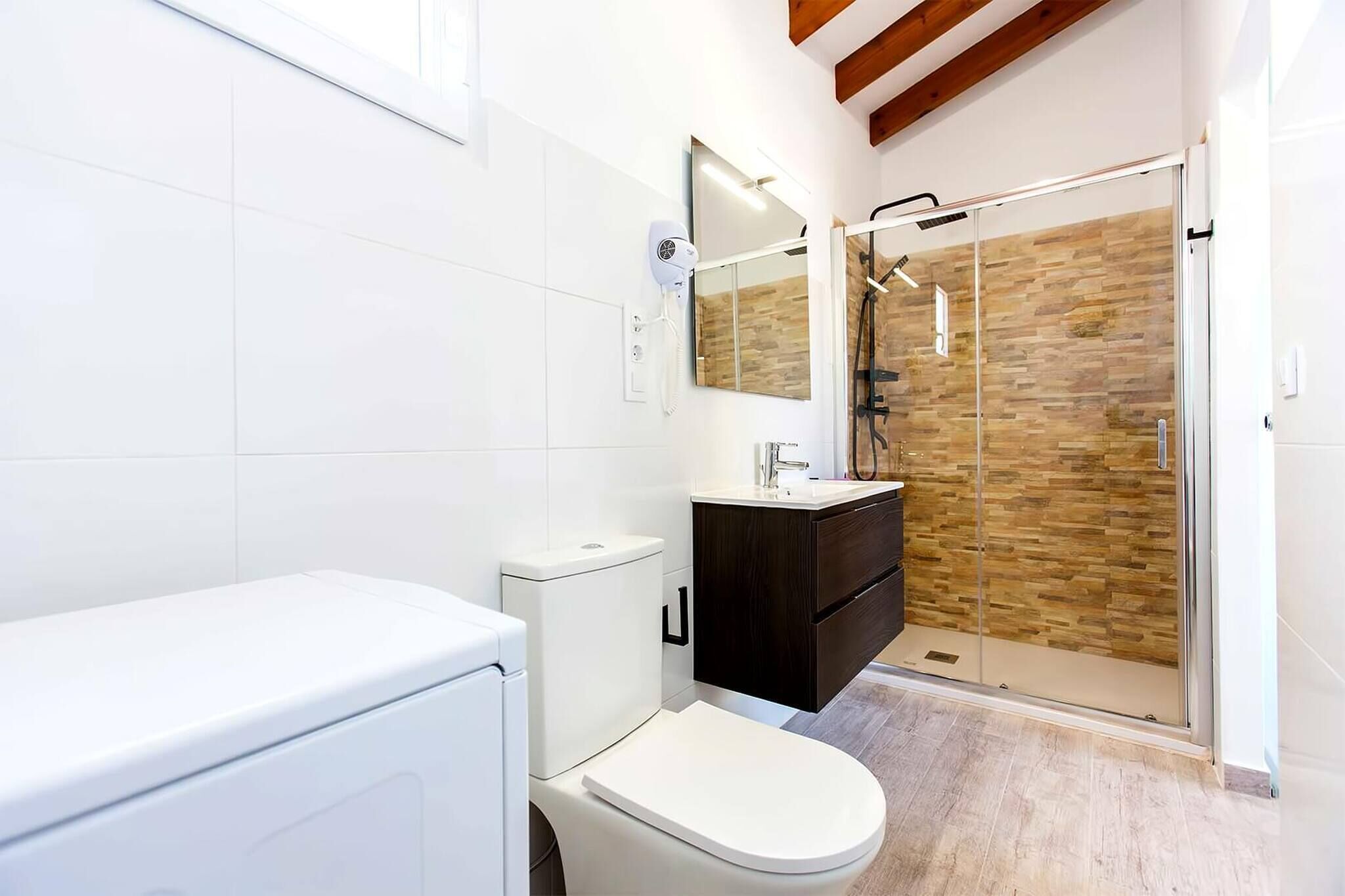 Căn hộ, 1 phòng ngủ, hút thuốc, sân hiên | Phòng tắm