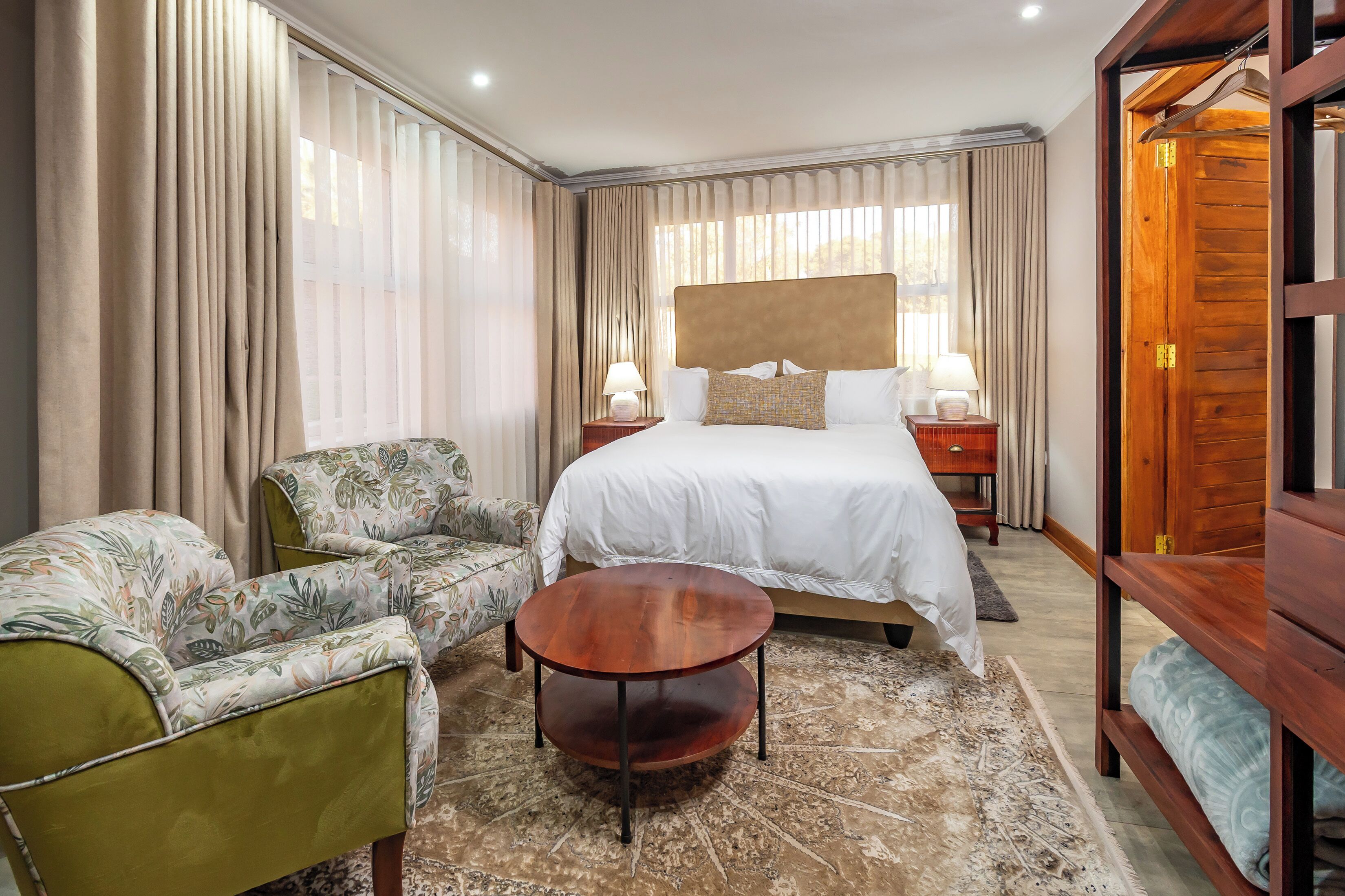 Deluxe Double Room, Non Smoking, Pool View