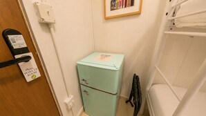 Habitación clásica con 2 camas individuales, baño privado