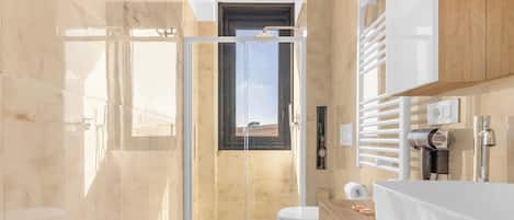 Savon, shampoing, papier toilette
