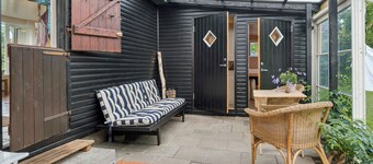 Holiday home by the sea with space to relax
