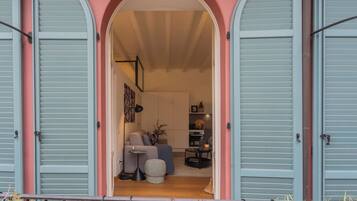 Televisión 32 pulgadas con canales de televisión por cable