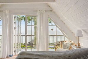 3 bedrooms, iron/ironing board, free WiFi