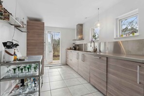 Kühlschrank, Ofen, Herdplatte, Geschirrspüler