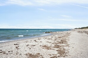 Beach - Cozy cottage near Bjerge Strand (Store Fuglede)