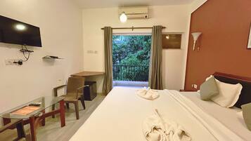 Standard Double Room, Balcony | Free WiFi