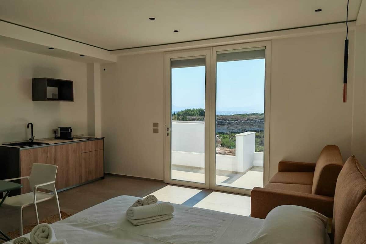 1 bedroom, in-room safe, blackout drapes, free WiFi
