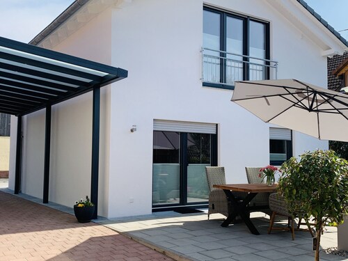 Apartment 'Susanne' with Private Terrace and Wi-Fi
