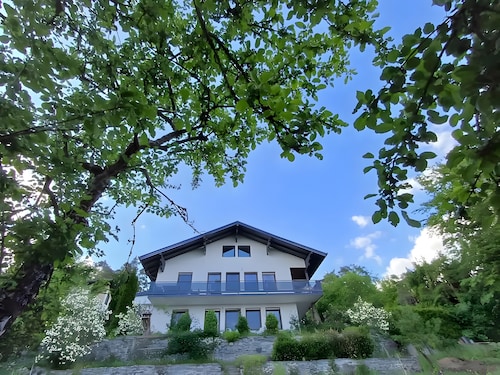 Appartement 'Ferienwohnung Waldblick' avec piscine privée, terrasse privée et Wi-Fi