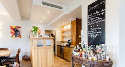 Apartment 1 with Balcony and Wi-Fi