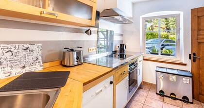 Ferienhaus 'Fachwerk 1764' mit privater Terrasse, privatem Garten und Wi-Fi