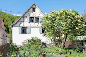 Exterior - Holiday Home 'Hildahüsli' with Shared Terrace, Shared Garden and Wi-Fi (Badenweiler)