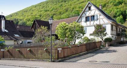 Holiday Home 'HildahĂŒsli' with Shared Terrace, Shared Garden and Wi-Fi