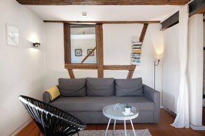 电视、DVD 播放器、立体声音响