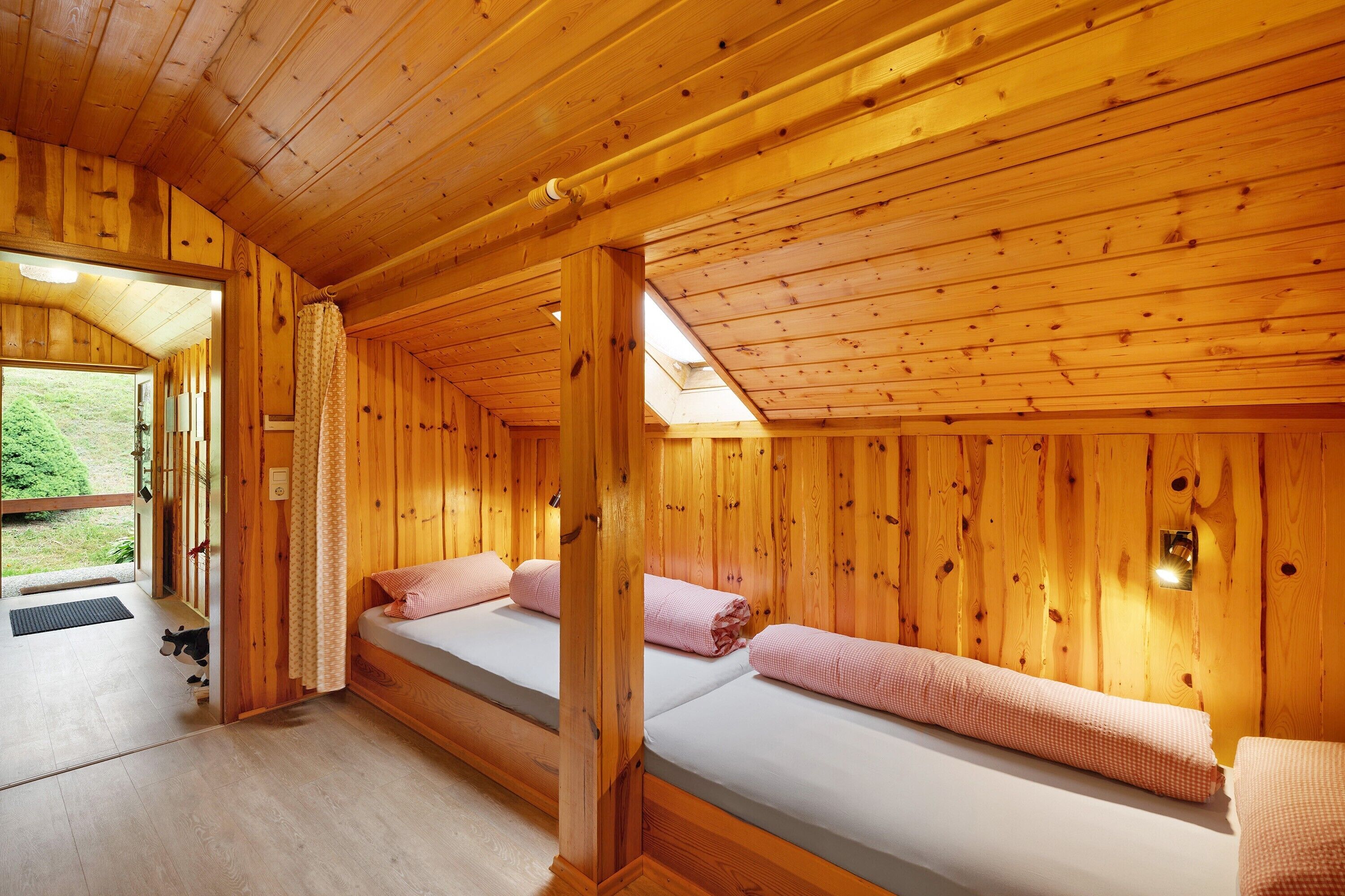 2 dormitorios, wifi gratis, ropa de cama