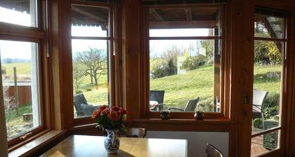 Ferienwohnung 'Naturhaus, 50qm' mit Seeblick, Terrasse und Wi-Fi