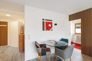 Dining - Apartment 'Sunny Terrace' with Private Terrace and Wi-Fi (Freudenstadt)