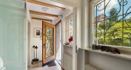 Apartment 'Weinberglounge' with Private Terrace, Balcony and Wi-Fi