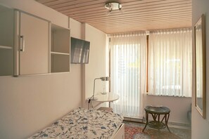 1 dormitori, wifi gratuïta i roba de llit