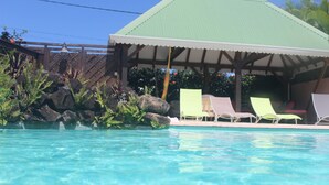 Pool - cottages with swimming pool and Spa 900 m from the sea (Sainte-Rose)