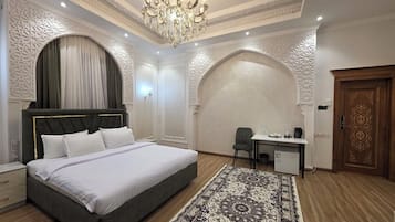 Deluxe Studio Suite | Cadar kapas Mesir, peralatan tempat tidur premium