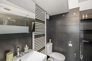 Shower, hair dryer