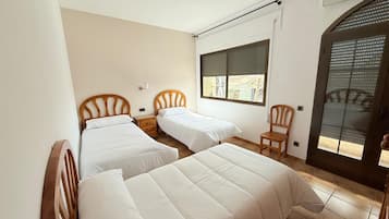 Family Triple Room, Balcony | Free WiFi, bed sheets
