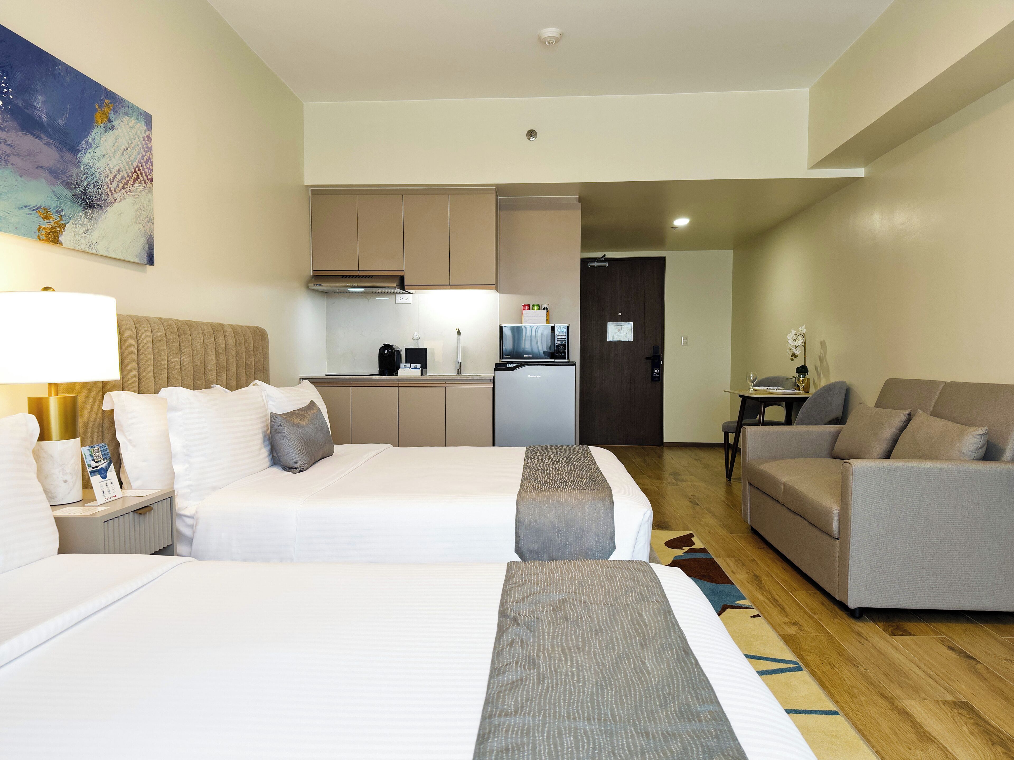 Bay Suite Family | Premium bedding, in-room safe, desk, blackout drapes