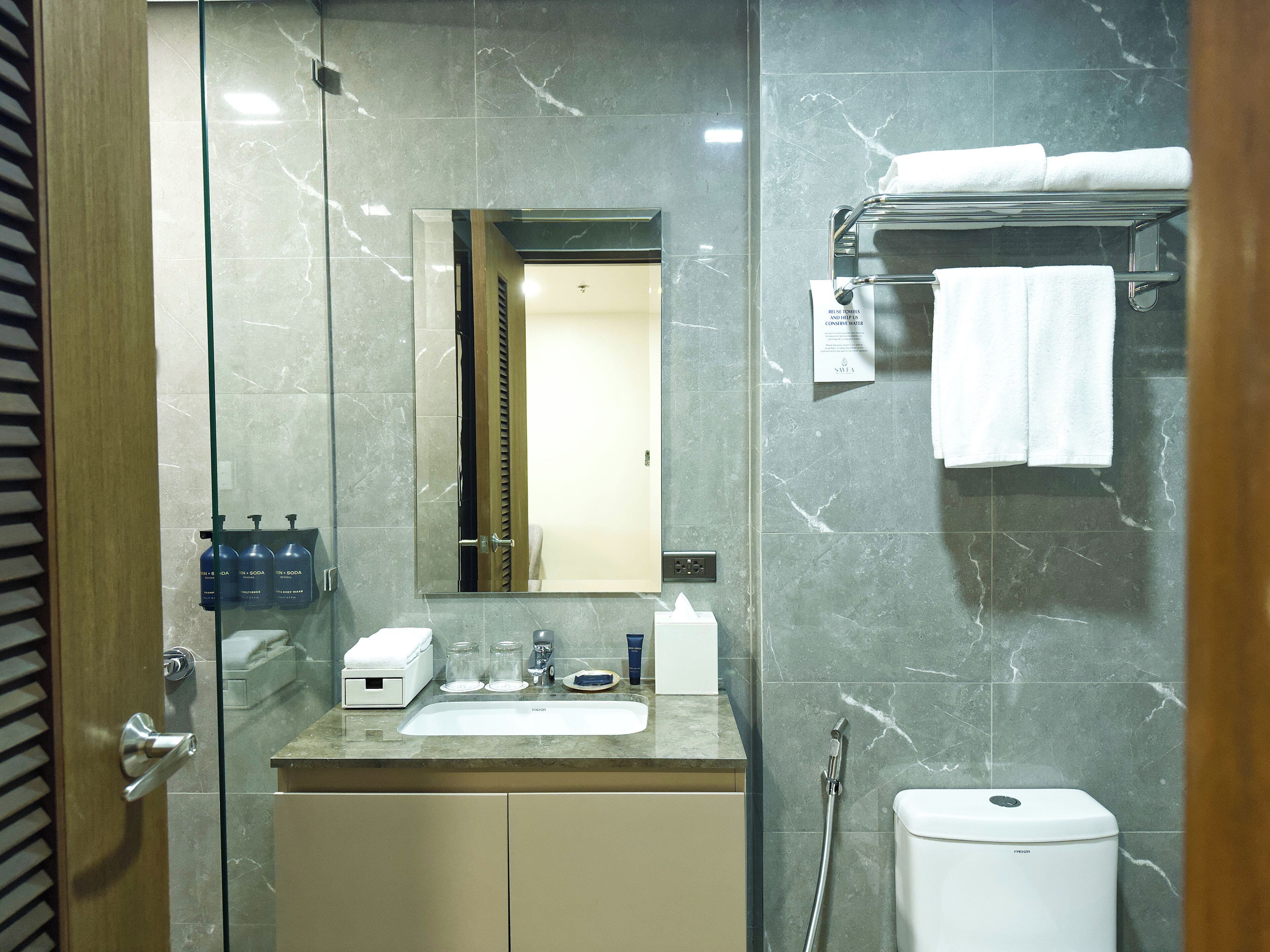 Foto - Savea Bay City Manila