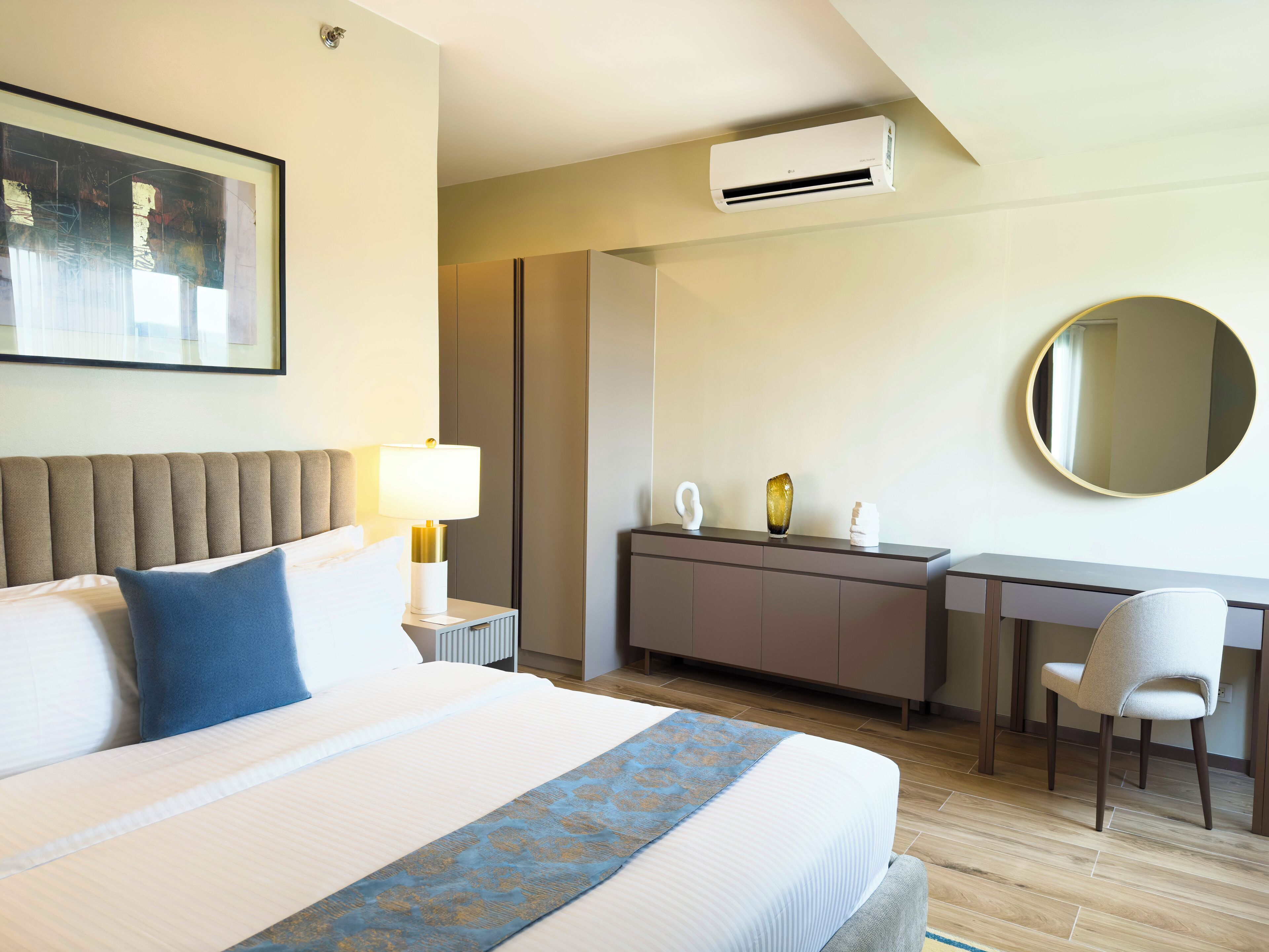 Foto - Savea Bay City Manila