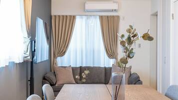 Deluxe House, Balcony | 3 bedrooms, blackout drapes, iron/ironing board, free WiFi