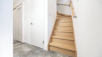 Comfort House, Balcony | 3 bedrooms, blackout drapes, iron/ironing board, free WiFi