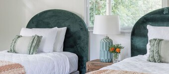 Fila Casablanca - luxe farm stay, sleeps 8-12 guests