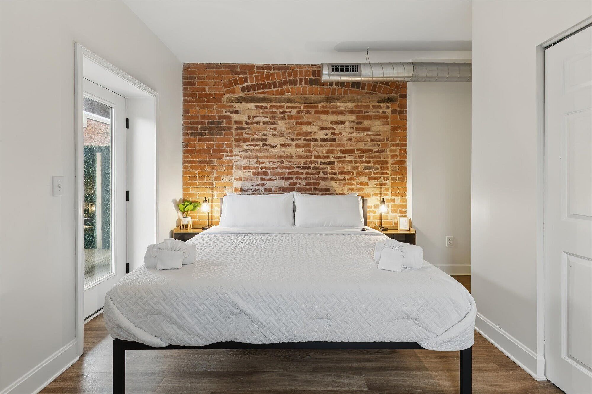 2 chambres, fer et planche à repasser, Wi-Fi, draps fournis