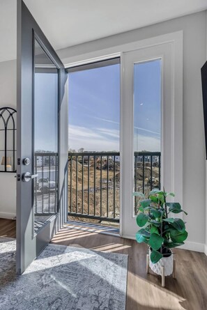 Interior - Welcome to our stylish and spacious apartment near the Nations (Nashville)