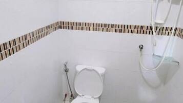 Deluxe Double Room | Bathroom
