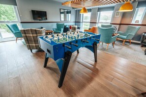 Game room - Caledon Court (Aberdeen)