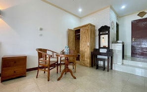 Deluxe tweepersoonskamer, balkon | Kamervoorziening