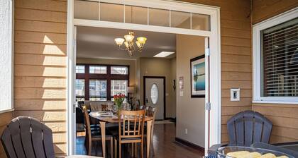 Executive Home Near Revelstoke Mountain Resort