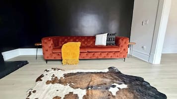 Smart TV, books, video library, offices