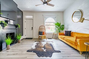 Smart TV, offices