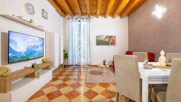 Superior Apartment, Balcony | Living area