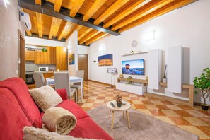 Superior Apartment, Balcony | Living area - You & Me Corporation Home Verona Centro (Verona)