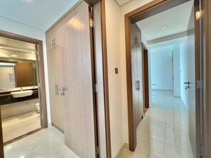 2 bedrooms, desk, laptop workspace, free WiFi - OYO HOME 1473 2 BHK Apartment (Abu Dhabi)