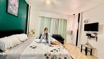 Apartment, 2 Bedrooms, Accessible, Smoking | 2 bedrooms
