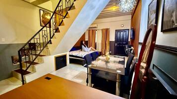Apartment, 1 Bedroom, Accessible, Smoking | Living room